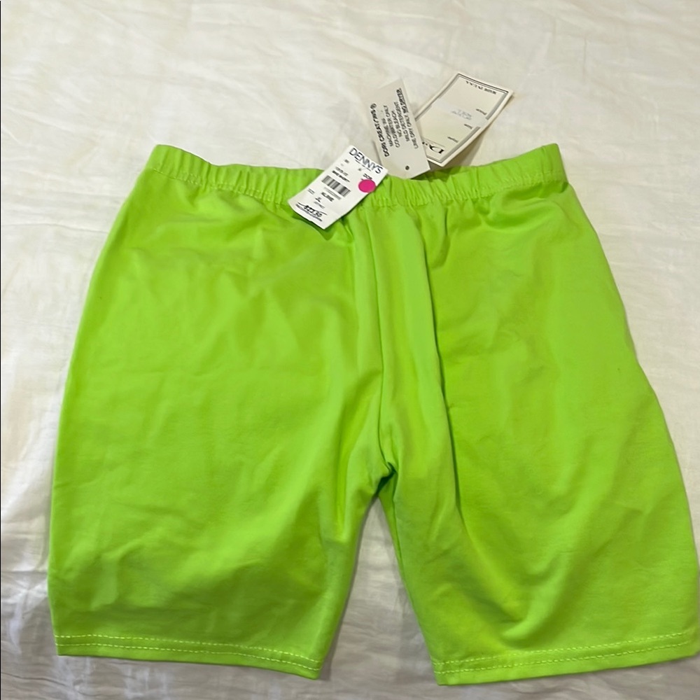 Green Athletic Shorts Elastic Waistband Lightweight